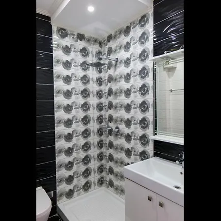 Sion 21 , A Three Bedroom In The Center Of The City *