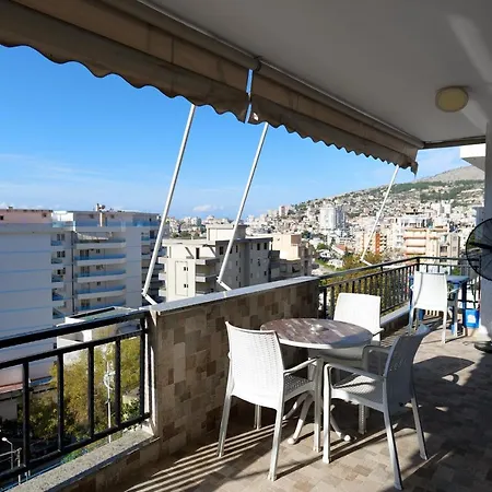 Sion 21 , A Three Bedroom In The Center Of The City Appartement