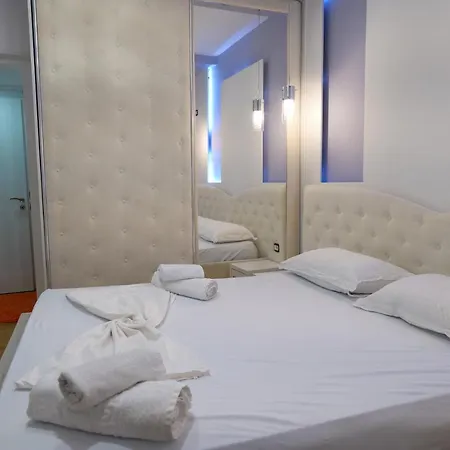 Sion 21 , A Three Bedroom In The Center Of The City *