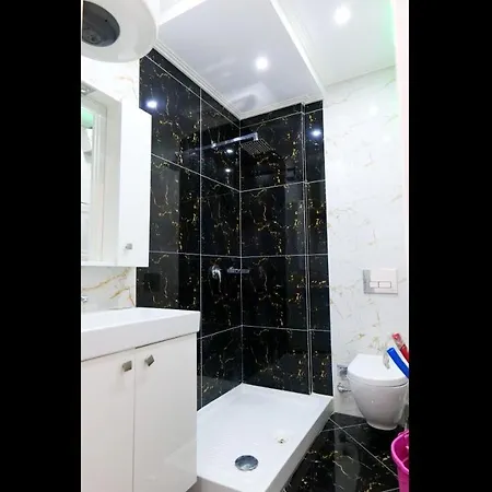 Sion 21 , A Three Bedroom In The Center Of The City Appartement *